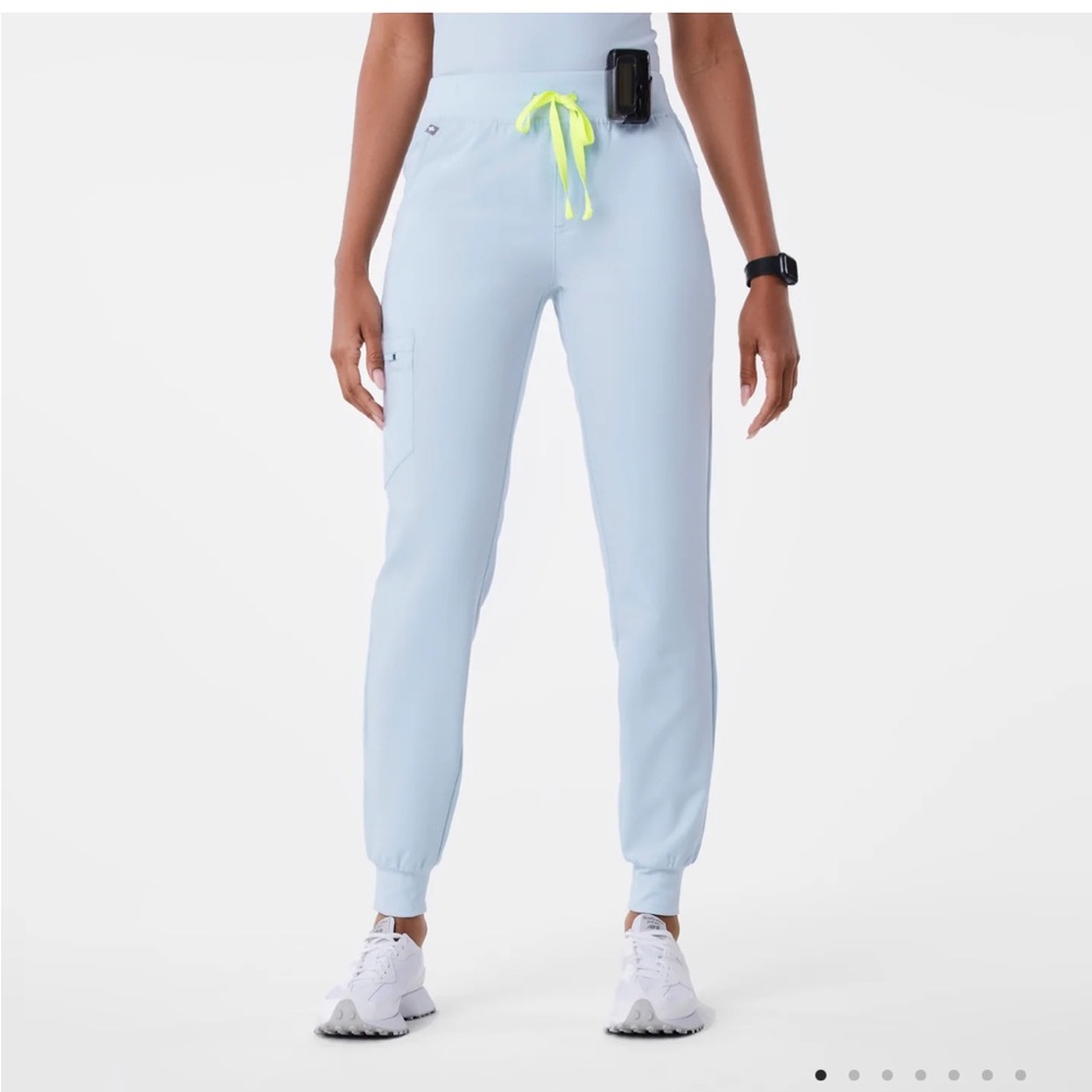 Figs Zamora high waisted jogger open skies size Small